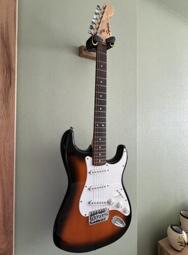 gitara pedalı: Elektron gitara, Fender, 6 sim, İşlənmiş, Ünvandan götürmə, Ödənişli çatdırılma