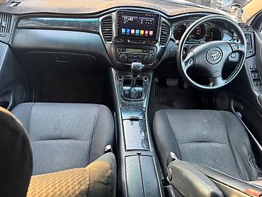 Продажа авто: Toyota Kluger: 2003 г., 2.4 л, Автомат, Газ, Кроссовер — 5