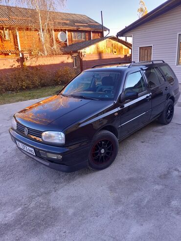 фоль: Volkswagen Golf: 1998 г., 1.6 л, Механика, Бензин, Универсал