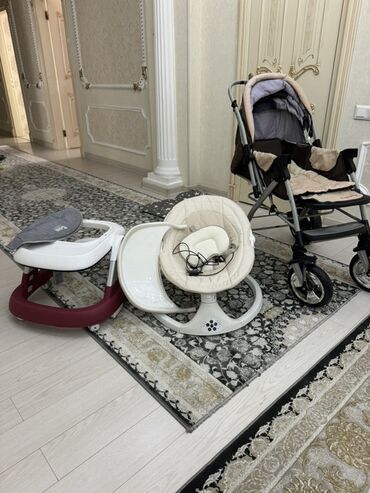 удобные коляски для новорожденных: Представляем детские ходунки, выполненные в сочетании белого и