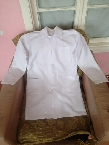 Tibbi geyim: Salam Aleykum Kişi və Qadın üçün Xalatlar satılır az işlənmiş Təzədən — 16