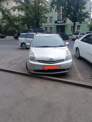 срочно продать машину: Toyota Prius: 2004 г., 1.5 л, Автоматические, Гибрид, Седан