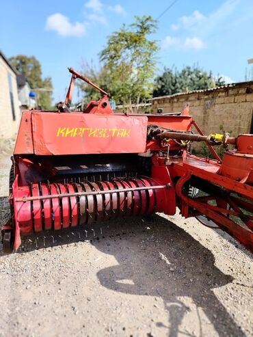 Pres bağlayanlar: Ot-saman pres yığan kənd təsərrüfatı maşını (pres-podborşik) — 5