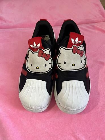 hello kitty: Rəng - Qara Krossovkalar, Adidas, Ölçü: 31, Qız üçün — 3