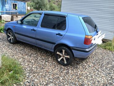 запчасти на опель вектра а: Volkswagen Golf: 1993 г., 1.6 л, Механика, Бензин, Хетчбек