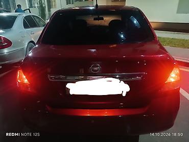chery fulwin 2: Nissan Versa: 1.8 l | 2011 il Sedan — 5