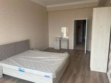 Uzunmüddətli kirayə mənzillər: Sumqayıt şəhəri,Bulvarda Kristal Abşeronun binasında,3 otaqlı əşyalı — 7