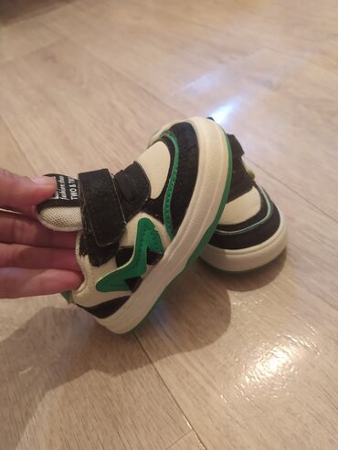 зеленые туфли: Продаются детская обувь в хорошем состоянии размер 18 почти новая