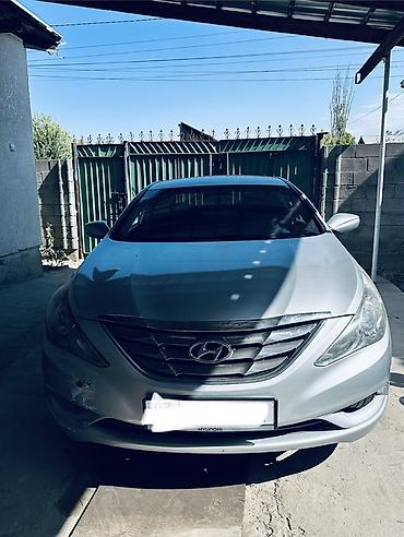 шевроле тахое: Hyundai Sonata: 2011 г., 2 л, Автомат, Газ, Седан — 1
