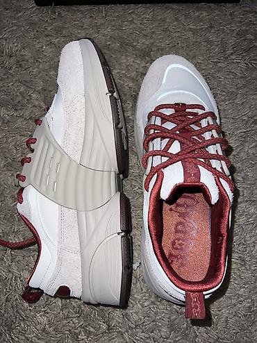 asics patike duboke: JORDAN Trunner O/S "Year of the Horse" br.44,5 cm 28,5 NOVO IQ1113 162 — 8