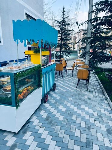 Другой готовый бизнес: Срочно продаю мороженое апарат в
 отличном состоянии