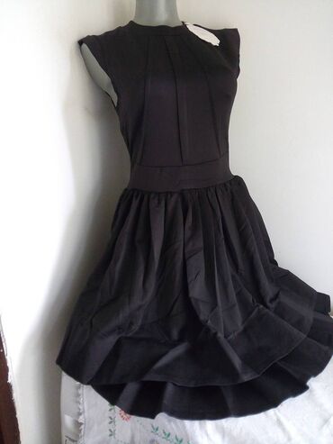 Dresses: M (EU 38), color - Black, Evening, Short sleeves