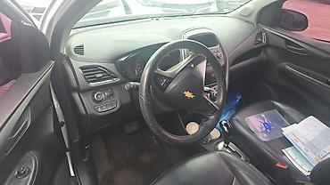 Chevrolet: Chevrolet Spark: 2017 г., Бензин — 11