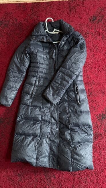 весенняя куртка nike: Куртка хорошего качества осень-легкая зима, размер S/M