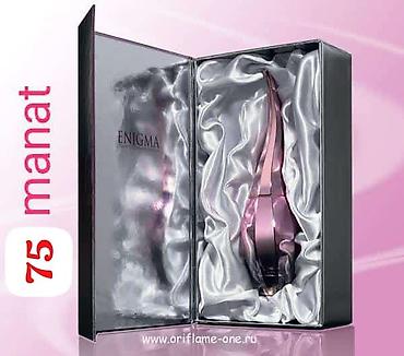 Ətriyyat: Oriflame brendinə aid "Dancing Lady Hypnotic Night" ətri. Bu ətir 50 — 21