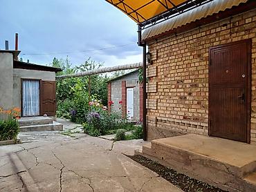 Продажа коттеджей и домов: Дом с участком в престижном районе село Байтик 8 соток Красная — 25