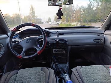 Продажа авто: Mazda 626: 1993 г., 2 л, Механика, Бензин, Седан — 4