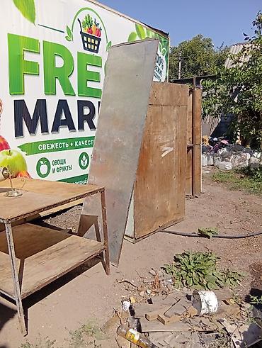 мастерской стол: За всё цена!!!! Металлический рабочий стол и шкаф-стойка для — 2