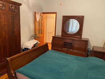 Uzunmüddətli kirayə mənzillər: 9-cü mikrorayon Bolmarta çatmamış sakit ərazidə yerləşən,13 — 7