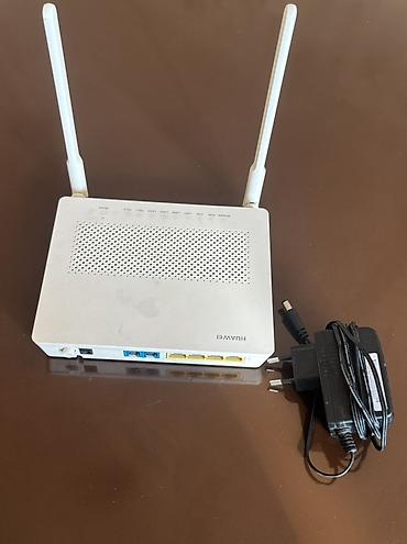 Huawei Wi‑Fi marşrutlaşdırıcı Xüsusiyyətlər: - İki ədəd xarici antena