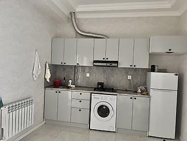 Mənzil kirayələyirəm: 2 otaqlı, 75 kv. m — 1