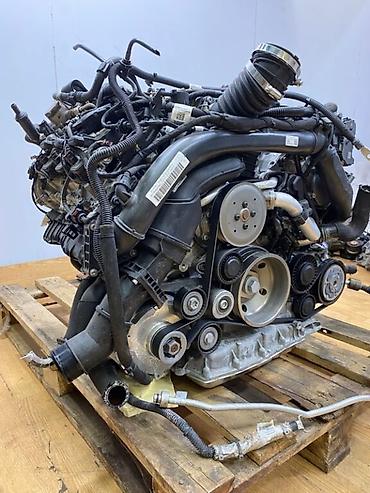 кю 7: Бензиновый мотор Audi 2023 г., 3 л, Б/у, Оригинал — 3