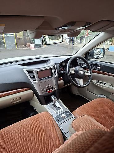 8: Subaru Legacy: 2010 г., 2.5 л, Вариатор, Бензин, Универсал — 9