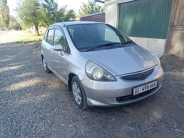 Honda: Honda Fit: 2005 г., 1.3 л, Автомат, Бензин, Хэтчбэк