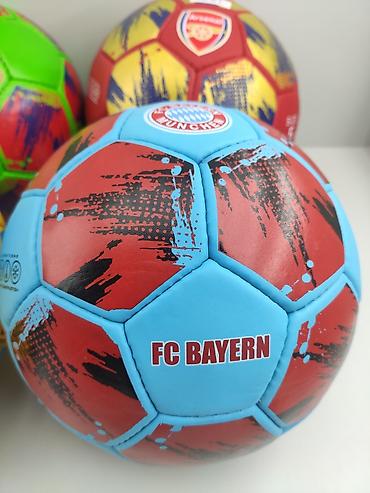futbol corab: Futbol topu. Made in Pakistan. Metrolara və şəhərdaxili çatdırılma var — 9