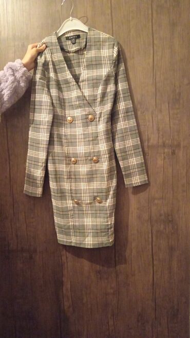 Gündəlik donlar: Ikinci əl 38 razmer bir dəfə geyinilib 80m alınıb 25 m satılır sinə — 7