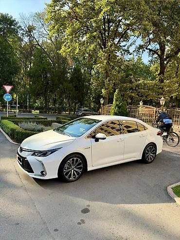 taiota karola: Toyota Corolla: 2022 г., 1.8 л, Автомат, Гибрид, Седан — 2