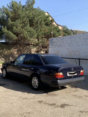 Mercedes-Benz: Mercedes-Benz E 200: 2 l | 1991 il — 2