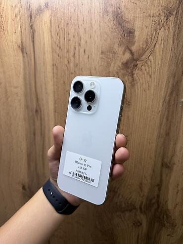 element 5: IPhone 15 Pro, Б/у, 256 ГБ, Белый, Защитное стекло, Чехол, В рассрочку, 87 % — 1