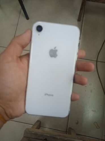 iphone хр: IPhone Xr, Б/у, 64 ГБ, Белый, Чехол, 80 %