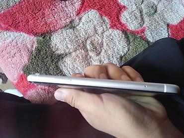 Уюлдук телефондор жана аксессуарлар: Фейс жок трутон жок - Корпус: стекло сзади, алюминиевые грани; — 4