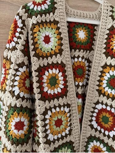 jaketlər instagram: Özəl toxunma kordigan jaket
