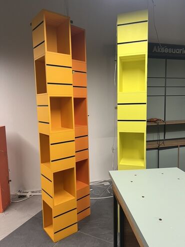 Математика: Mağaza üçün vitrin və mebel komplekti - Məhsul: Pərakəndə satış