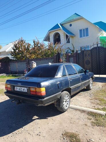 Audi: Audi 100: 1989 г., 1.8 л, Механика, Бензин, Седан