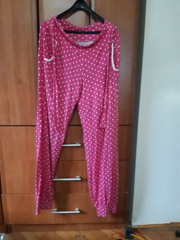 pink woman pantalone kajsija boje: Zenske pantalone L