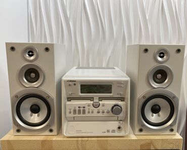 купить полочку для микроволновки: Продается микросистема Victor -( CD, 2xMD, TAPE, FM-полный диапазон )