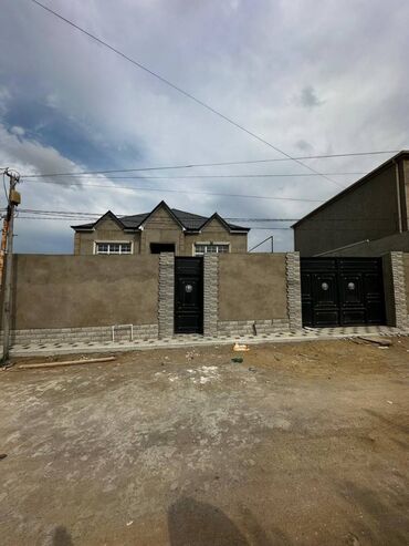 Həyət evləri və villaların satışı: Məmmədli 4 otaqlı, 125 kv. m, Yeni təmirli