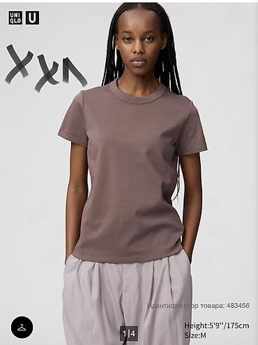 футболка юникло: Женская футболка Uniqlo U - Базовая модель с круглым воротом и — 1