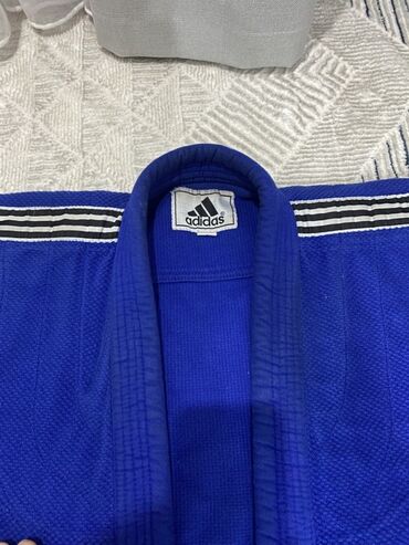 физика 7 класс мамбетакунов мурзаибраимова гдз: Кимоно для дзюдо Adidas, синего цвета - Оригинальный верх (куртка)
