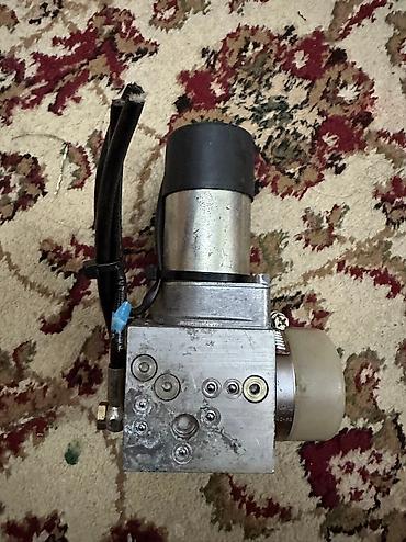 Другие детали салона: Большой ассортимент привозных запчастей из Японии, на Мерседесы — 11