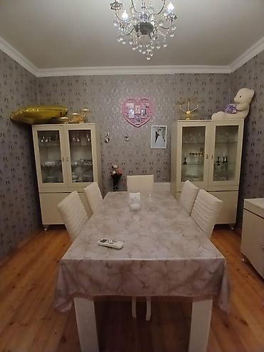şuşə polka: Yataq otağı və qonaq otağı üçün mebel dəsti - Çarpayı: krem rəngli — 7