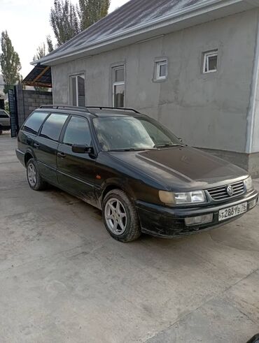 волсваген: Volkswagen Passat: 1994 г., 2 л, Механика, Бензин, Универсал