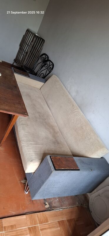 Uzunmüddətli kirayə mənzillər: Kiraye ucun 1otaqli studiya tipli menzil. 1 otaqli Ev butun lazimli — 9