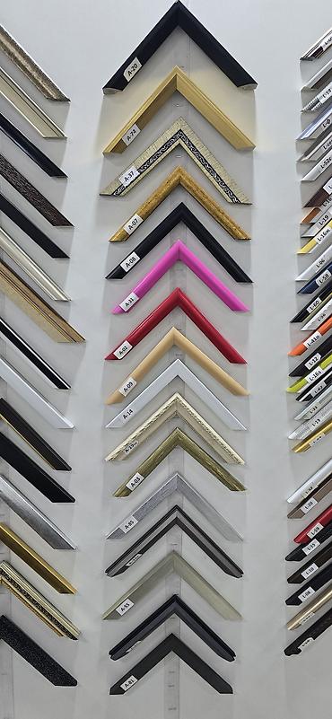 Зеркала: В наличии! Зеркало с белой рамой, рамка ПВХ. Ширина рамки: 1,5 см — 10