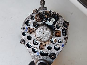 Auto delovi: Alternator Lada 2101,2102,2103,2106,2105,2107 Riva, Lada 2121 Niva 1.6 — 9