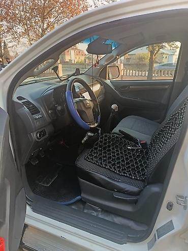 chevrolet zapcast: Chevrolet Colorado: 2.4 l | 2012 il 3000 km Pikap — 10